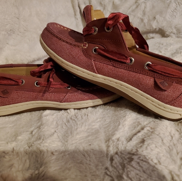Sperry topsider women's 6.5 boat shoes in red! Super cute, like new! - Picture 3 of 13